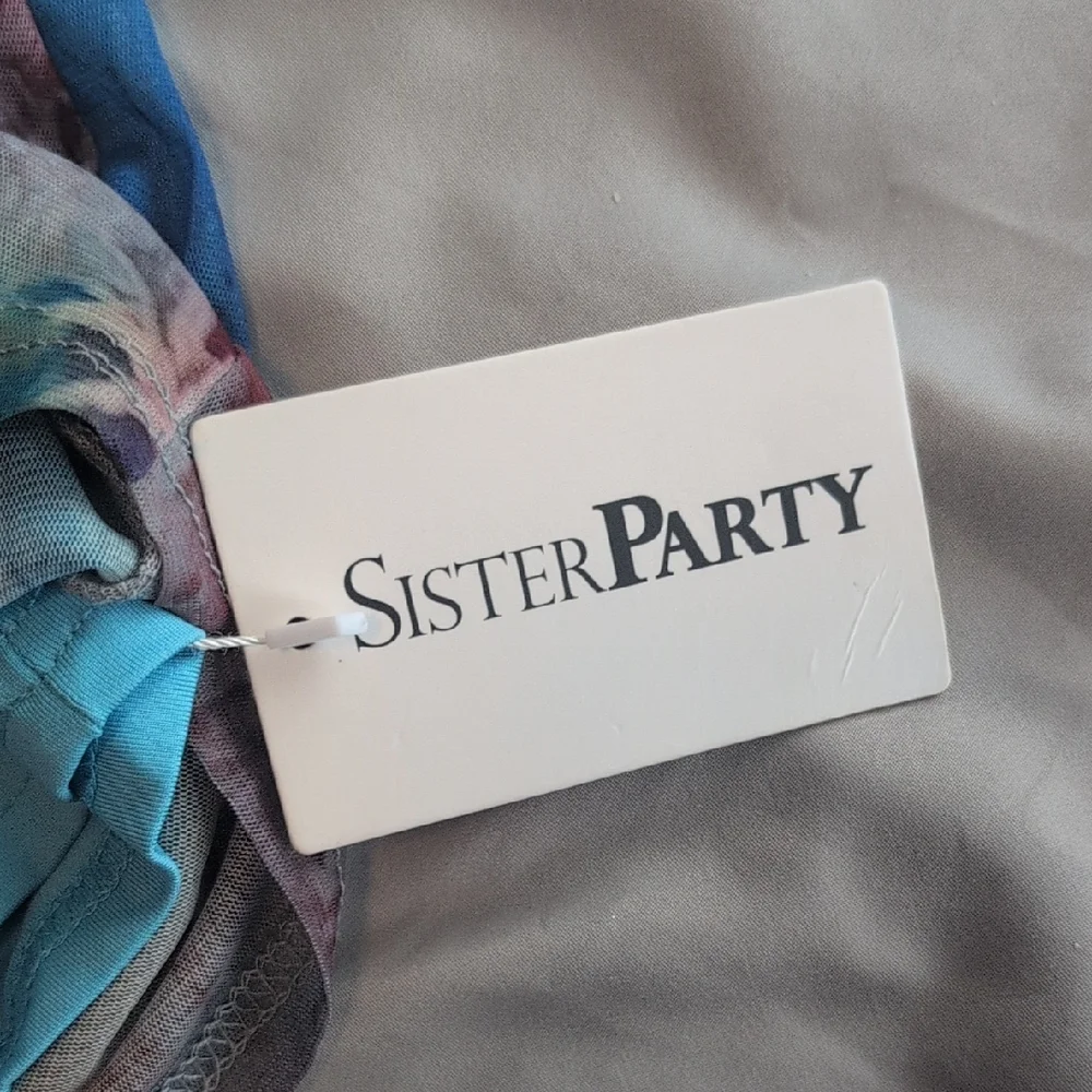 Elegant Multicolor Women's Dress - Picture 2 of 4